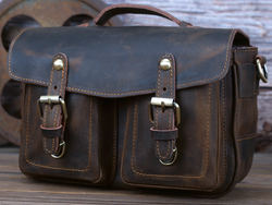 0840 Camera / Shoulder Bag Crazyhorse Cowhide Leather Brown