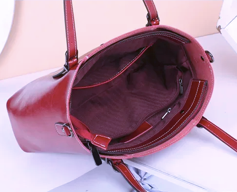 SGBQIA55-802 Oil Waxed Handbag Light Brown